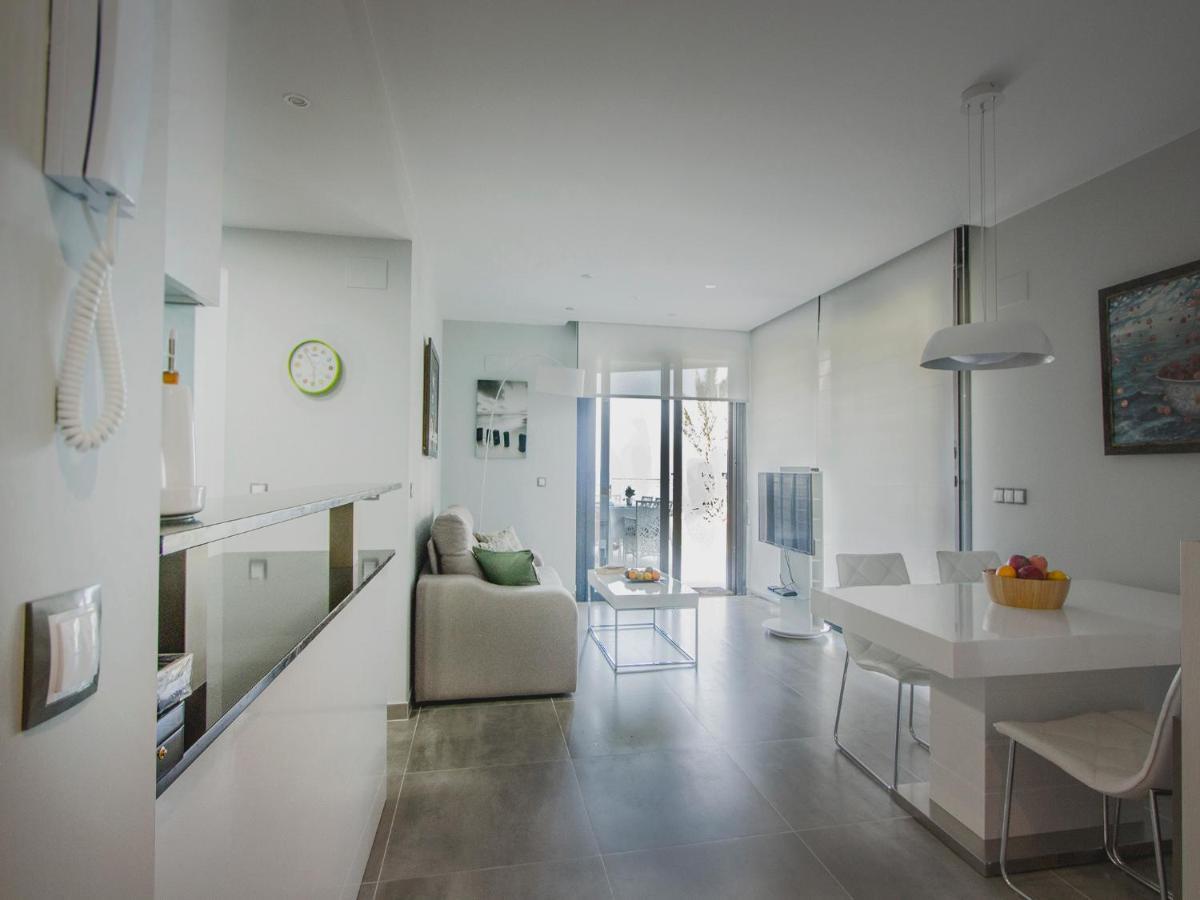 Infinity Luxury Sea View Apartment With Private Garden Arenales del Sol Dış mekan fotoğraf