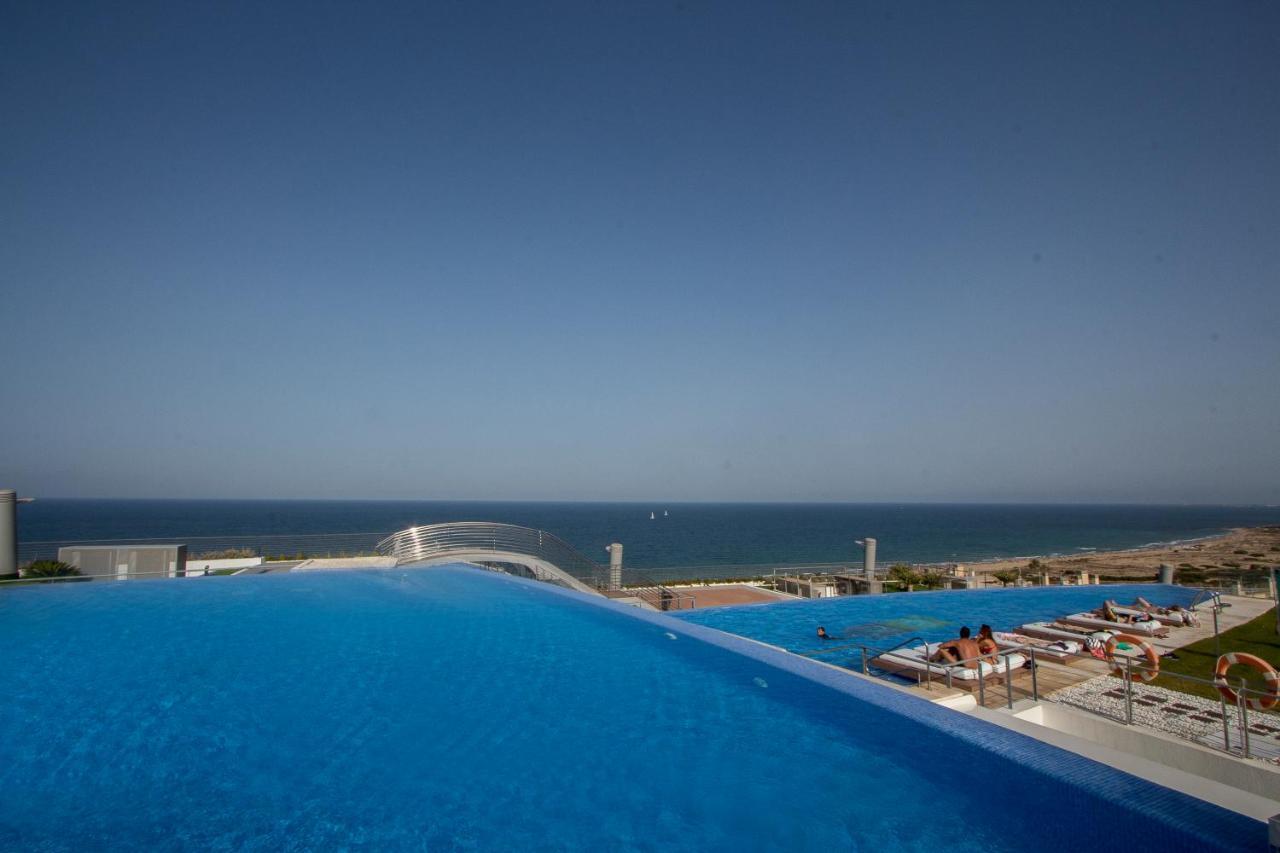 Infinity Luxury Sea View Apartment With Private Garden Arenales del Sol Dış mekan fotoğraf