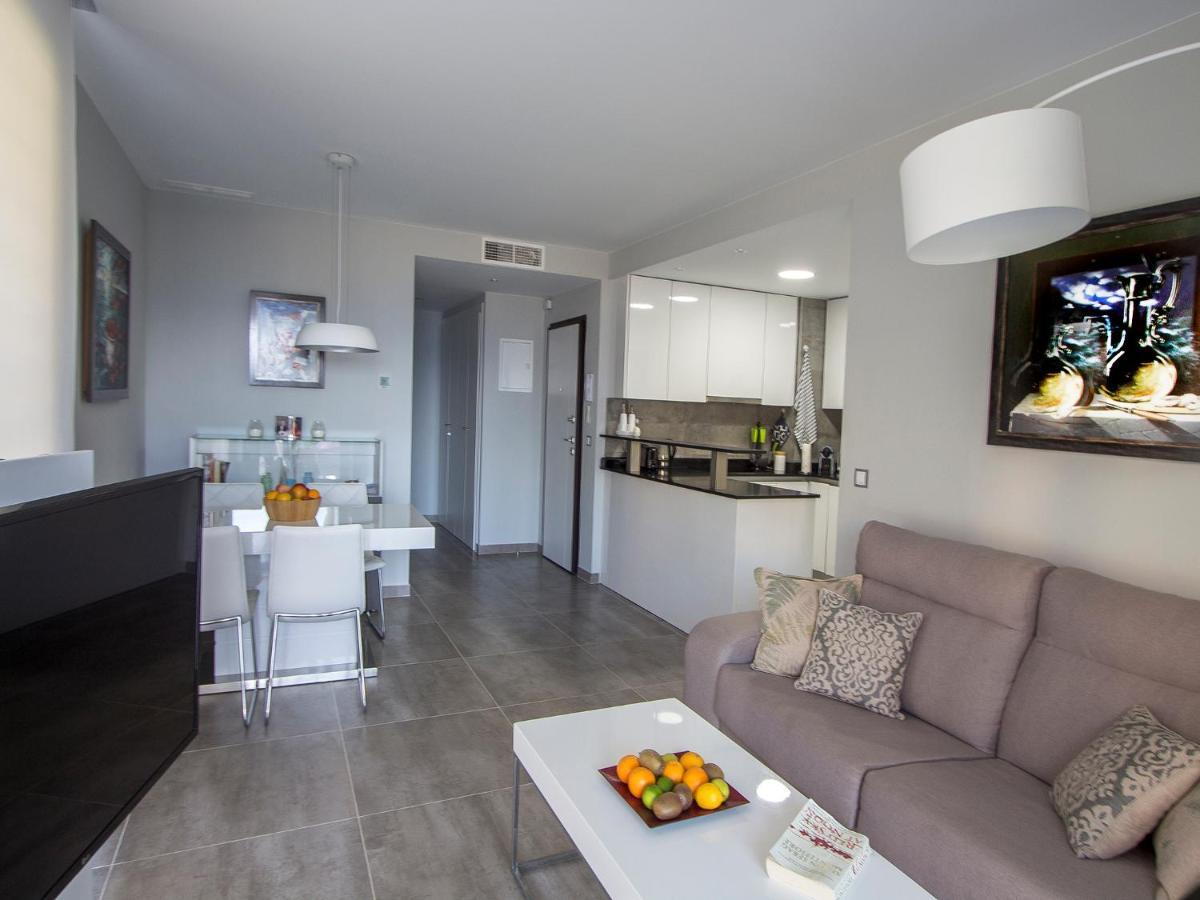 Infinity Luxury Sea View Apartment With Private Garden Arenales del Sol Dış mekan fotoğraf