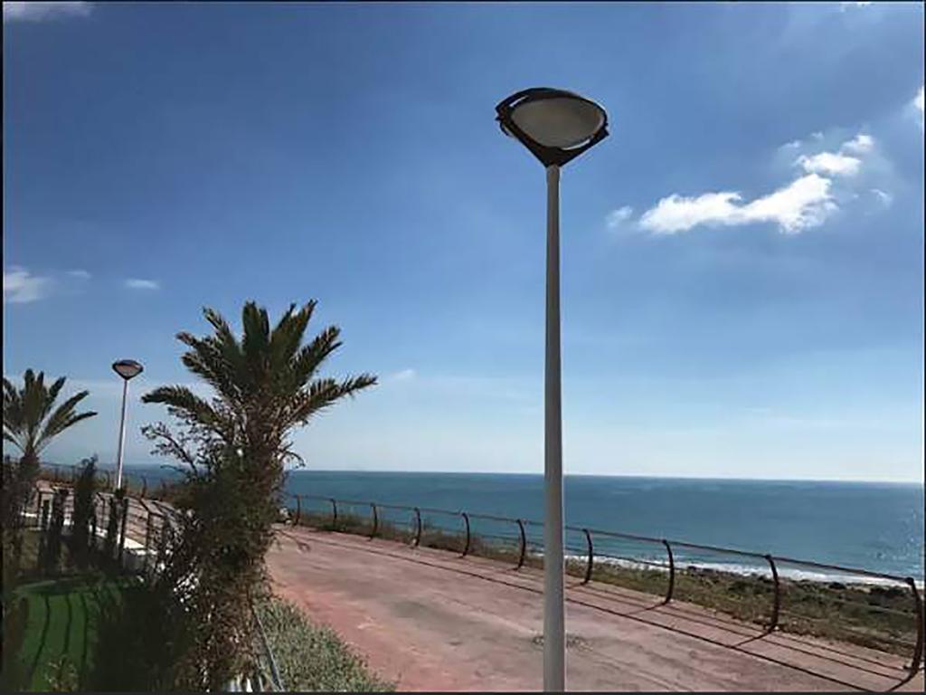 Infinity Luxury Sea View Apartment With Private Garden Arenales del Sol Dış mekan fotoğraf