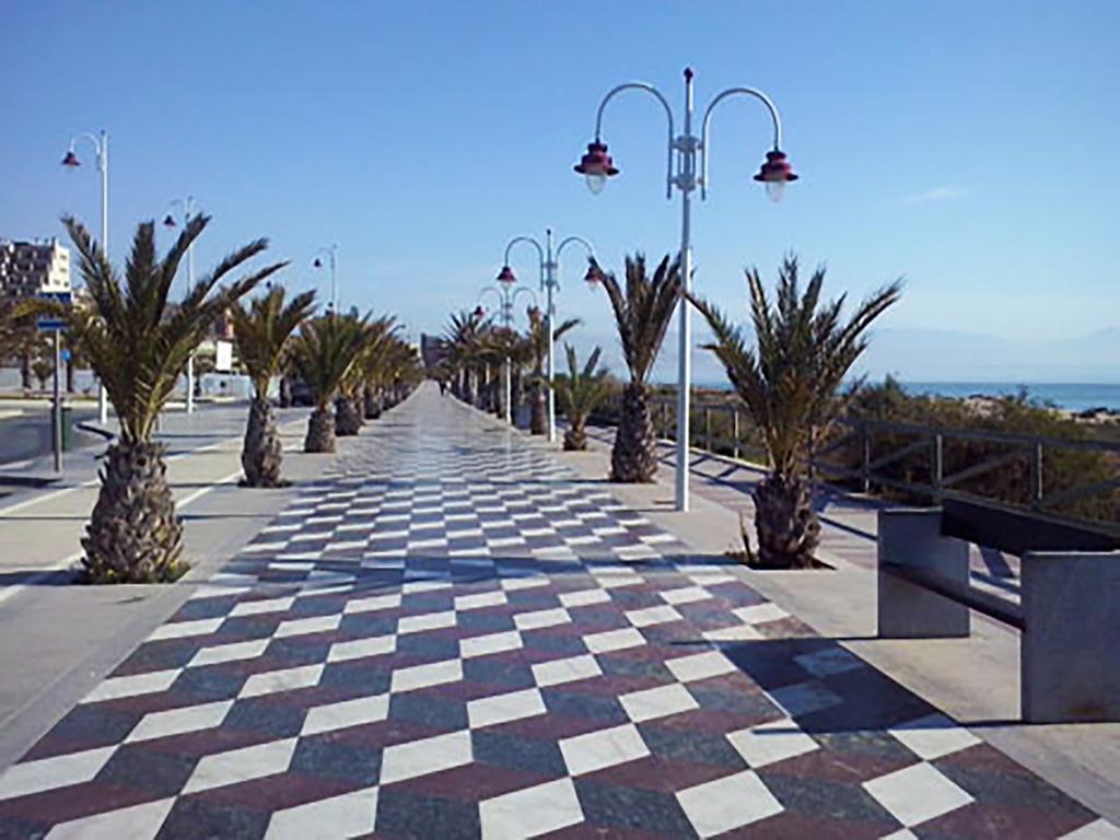 Infinity Luxury Sea View Apartment With Private Garden Arenales del Sol Dış mekan fotoğraf